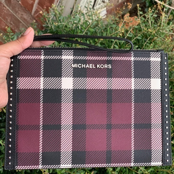 Michael kors jet setXL plaid wristlet merlot multi - Picture 1 of 8